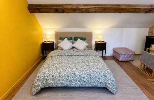 Courances Bed & Breakfast | L'Ecrin Jaune de Courances - Bed and Breakfast with garden