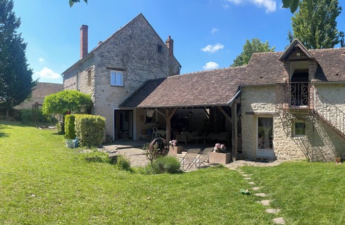 Courances Bed & Breakfast | L'Ecrin Jaune de Courances - Bed and Breakfast with garden