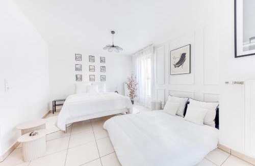Asnieres-sur-Seine Apartment | L'Écrin Piano, chic near Paris