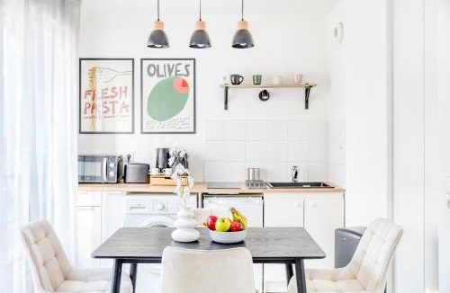 Asnieres-sur-Seine Apartment | L'Écrin Piano, chic near Paris