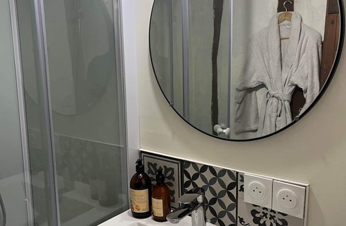 Lorris House | L'Écurie – Charming studio in the heart of Lorris