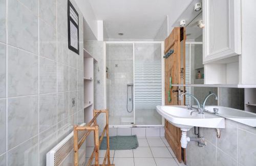 Saint-Thual House | L'Ecurie Du Lesnen Petit Bois