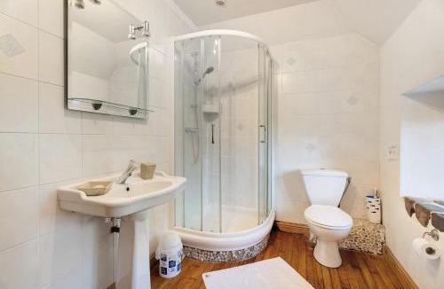 Saint-Thual House | L'Ecurie Du Lesnen Petit Bois
