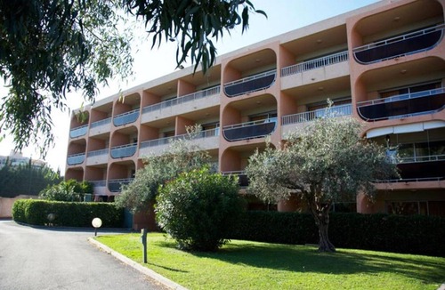 Golfe Juan Apartment | L' EDEN appartement