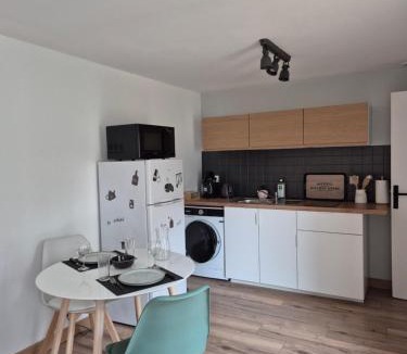 Beaune-la-Rolande House | l'Eden caché