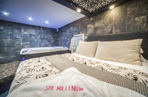 Secteur 4 Apartment | L'Eden Love - Jacuzzi/Sauna