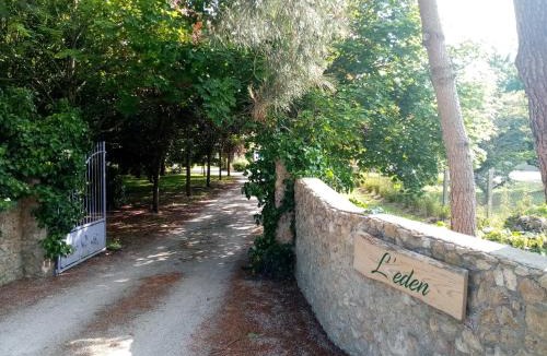 Challans Bed & Breakfast | L'eden naturiste spas