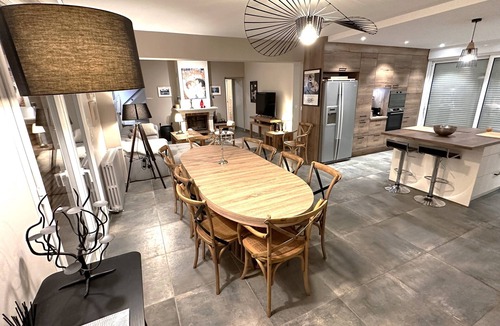 Buthiers Villa | L'Eden Roches, indoor pool, rocks, immersion in the Fontainebleau forest