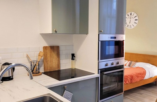 Gare-Jouvenet Apartment | L'Eden Rouennais - Cosy & Elegant Studio - Fiber 700Mb - Railway station 2 min away