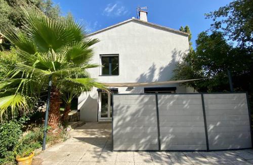 Saint-Peray House | L'EFFERVESCENT - Saint-Peray