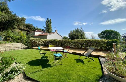 Saint-Peray House | L'EFFERVESCENT - Saint-Peray