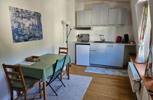 Saint-Prix Apartment | L' Eglise - 2 pièces avec balcon au dernier étage vue Paris