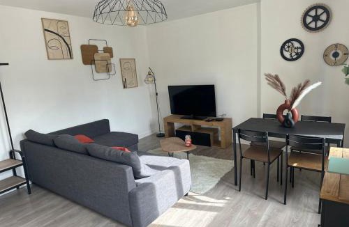 Saint-Avertin Apartment | L Elegant Cozy Plein Centre