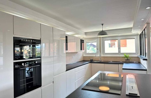 Douvaine Apartment | L' Elegant