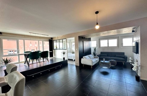 Douvaine Apartment | L' Elegant