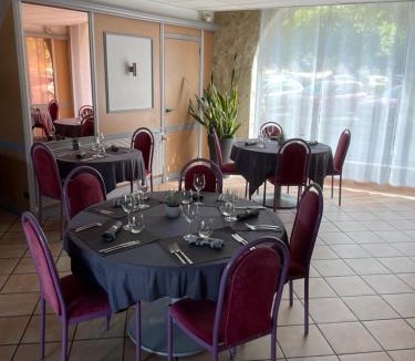 Treffort-Cuisiat Hotel | L'embellie