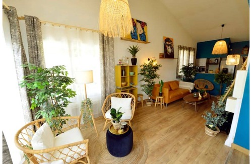 Saint-Jean-de-Vedas Apartment | L'emotiphare Appart Chic et Nature à Montpellier