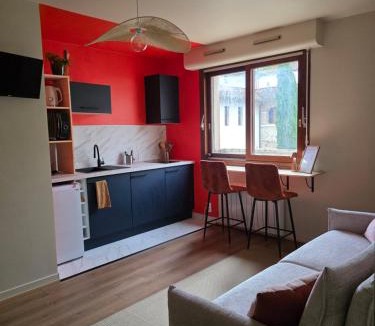 Cahors Apartment | L'Empreinte