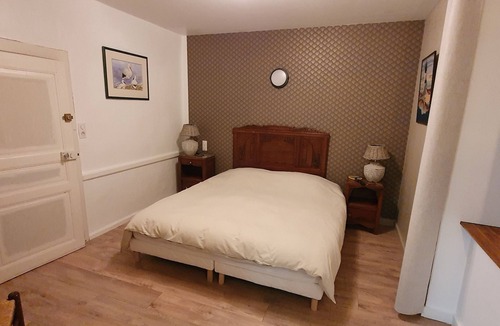 La Croisille-sur-Briance House | L'Enclos du Bélier - Gîte & B&B