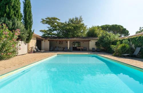 Camaret-sur-Aigues Villa | L'ensemble du gîte de Tante Berthe
