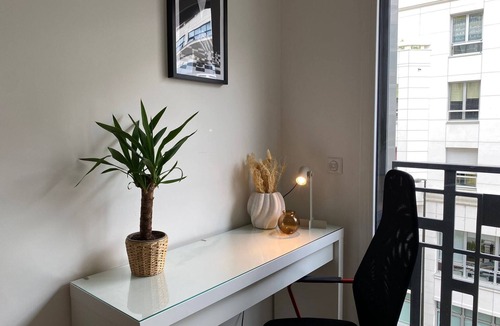 Levallois-Perret Apartment | L'Ensoleillé Levallois – Apartment near metro