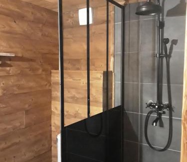 Saint-Martin-sur-la-Chambre Bed & Breakfast | L'Entre 2 Cols