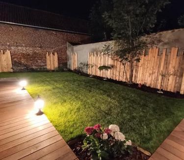 Esquelbecq Apartment | L'Entracte et son spa privatif