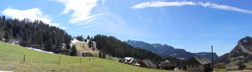 Saint-Pierre-d'Entremont House | L'Entre Monts