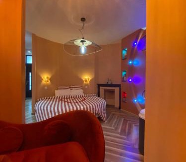 Amiens Apartment | L'enveloppe Romantique