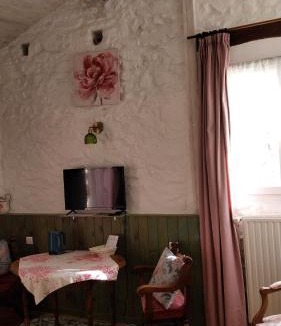 Belvianes-et-Cavirac Bed & Breakfast | L'Envolée