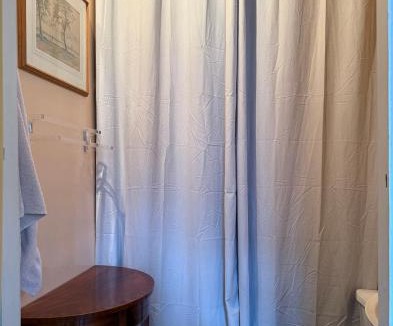 Alencon Bed & Breakfast | L Epernon