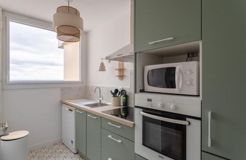 Colombier - Champ de Mars Apartment | L'Eperon - Proche Place Charles de Gaulle