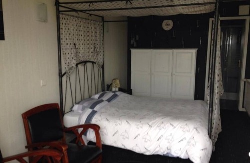 Saint-Nicolas-de-Port Hotel | L' Epicurien