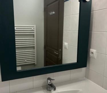 Trebas Apartment | L'Erable T2 climatisé