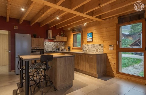 Saint-Pierre-de-Genebroz House | L'escapade DE Chartreuse