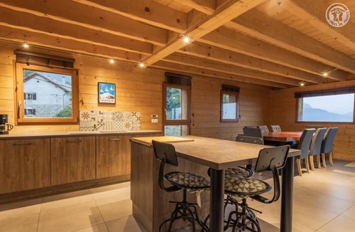 Saint-Pierre-de-Genebroz House | L'escapade DE Chartreuse