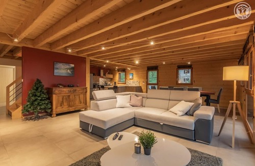 Saint-Pierre-de-Genebroz House | L'escapade DE Chartreuse