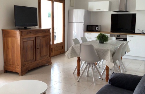 L'Escala House | L'Escala: House with swimming pool