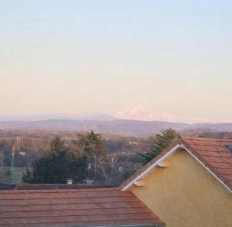 Saint-Laurent-de-Mure Apartment | L'escale Aéro Lyon