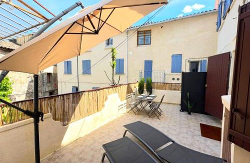 Manosque Apartment | L'Escale - Appartement T2 cosy climatisé avec grande terrasse centre ville Manosque