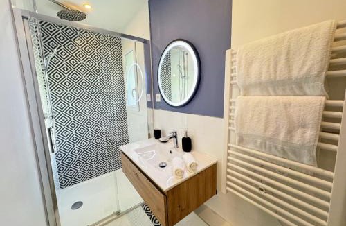 Louvres Apartment | L'Escale - CDG - Parking - Confort