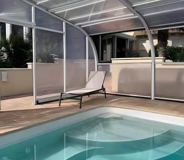 Feings House | L'Escale des Copains