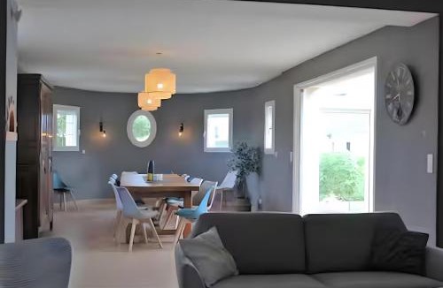 Feings House | L'Escale des Copains