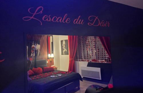 Calais City Center Apartment | L'escale du désir, Spa privatif