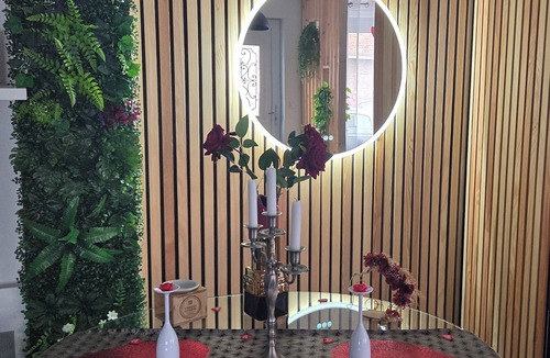 Calais City Center Apartment | L'escale du Desir Love Room spa Privatif