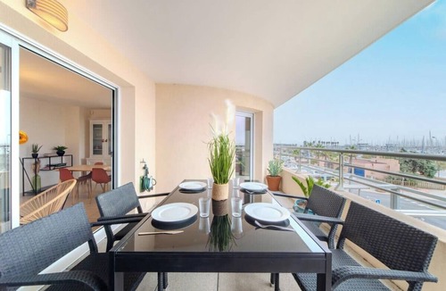 Palavas-les-Flots Apartment | L'Escale du Port - 4 Stars - Sea View - Parking