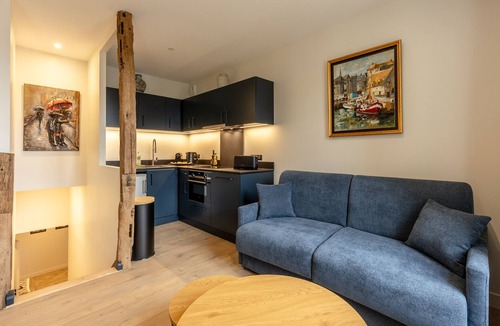 Honfleur Apartment | L'Escale du Vieux Port 4P - Closed Garage - Sauna - Air Conditioning