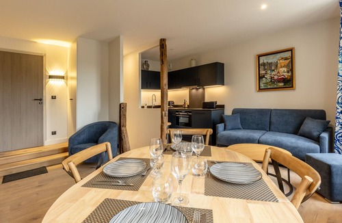 Honfleur Apartment | L'Escale du Vieux Port 4P - Closed Garage - Sauna - Air Conditioning