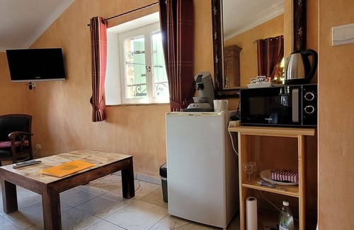 Tourrettes Bed & Breakfast | L'escale Provencale