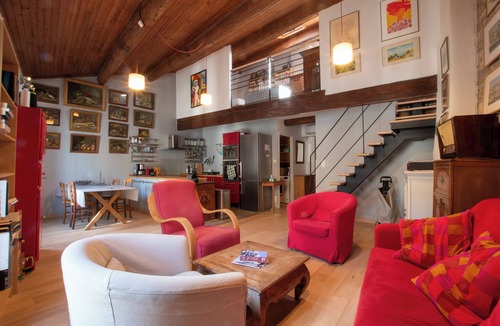 Arles City Centre Apartment | L'Escale - Terrace and air conditioning